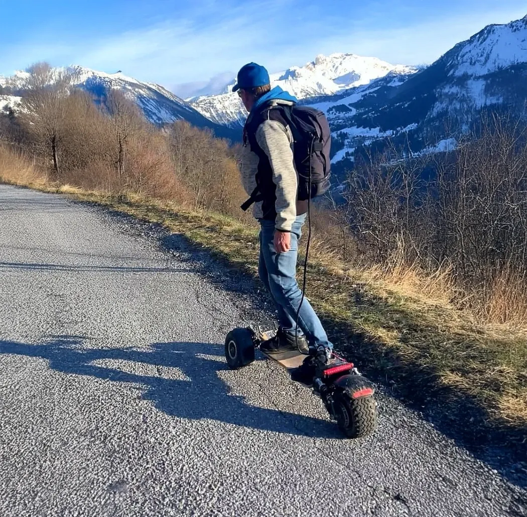 Témoignage Benoît V 47 ans Courchevel Embrun devenu loueur Sternboard montagne neige Hautes-Alpes business